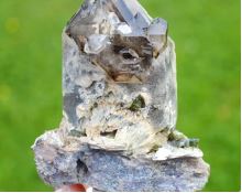 lepidolite muscovite meaning and healing properties
